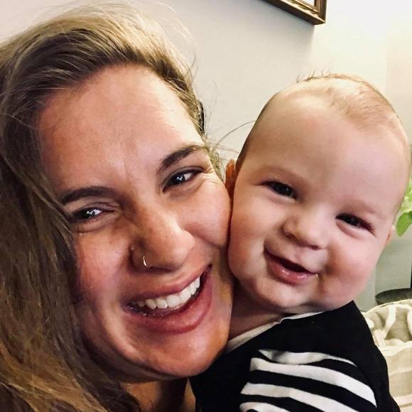 Meet your Posher, Felicia - Picture 1 of 1